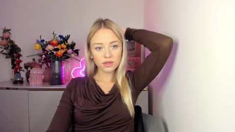 Cindy online show from October 2025 05:24:01 AM