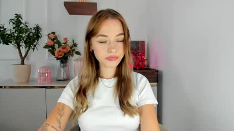 Cindy online show from August 2026 05:32:02 AM