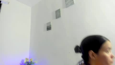 Snapshot of perla_mistc chatting on April 2026 11:46:02 PM Perla mistc online show from April 2026 11:46:02 PM