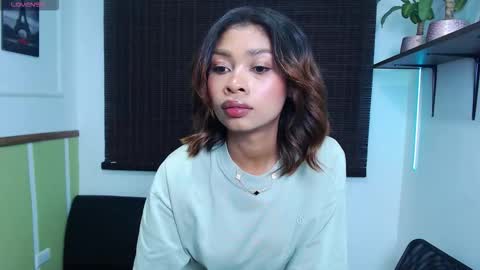 Snapshot of perla_st chatting on March 2026 07:30:01 PM Perla online show from March 2026 07:30:01 PM