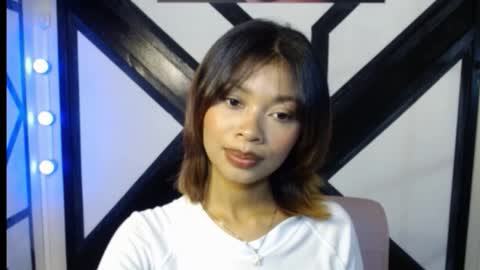 Snapshot of perla_st chatting on March 2026 03:05:04 PM Perla online show from March 2026 03:05:04 PM