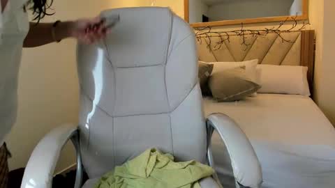 PerlaPreciosa online show from March 2026 04:05:02 AM