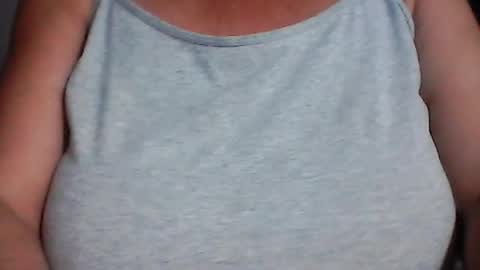 Snapshot of perlita070822 chatting on July 2026 03:15:02 AM perlita070822 online show from July 2026 03:15:02 AM