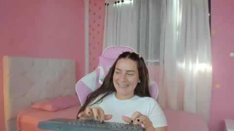 Marie online show from October 2025 09:26:02 PM