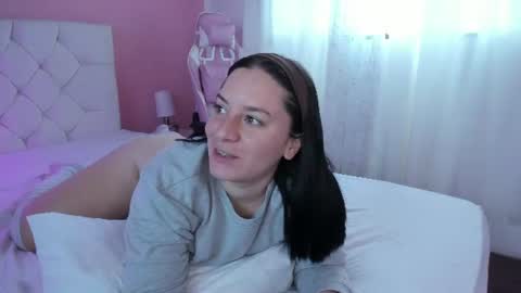 Marie online show from June 2026 11:01:02 AM