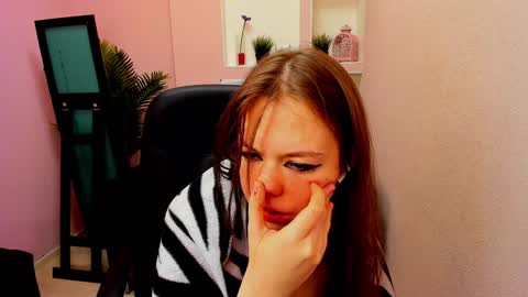 horror flying on the wings of the night.... online show from December 2024 06:34:01 PM