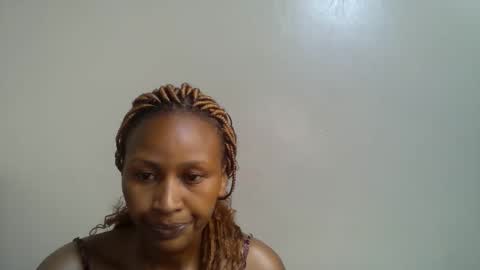 peru_queen online show from November 2025 09:03:01 AM