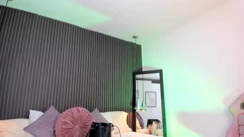 Lizza online show from November 2025 11:22:01 AM