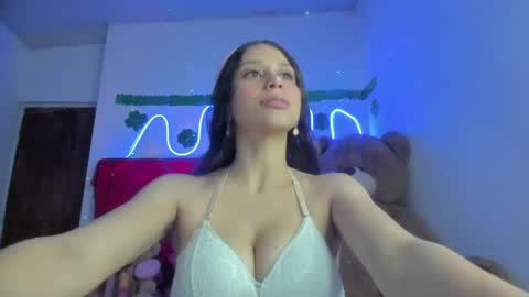 amara online show from April 2026 11:18:02 PM