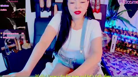 Snapshot of pervertmom_ chatting on February 2025 12:21:02 AM ESMERALDA online show from February 2025 12:21:02 AM