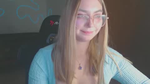 petalkiss online show from September 2025 06:46:02 PM