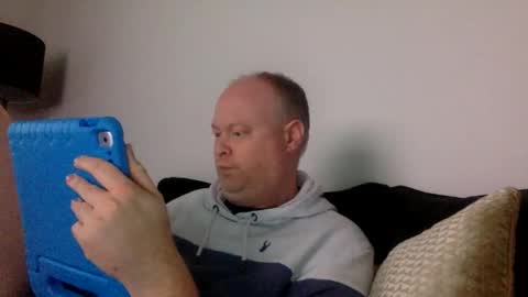 pete_crewe online show from December 2025 12:00:01 PM