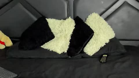 Snapshot of peter_coleman chatting on February 2026 09:38:01 AM PeterColeman online show from February 2026 09:38:01 AM