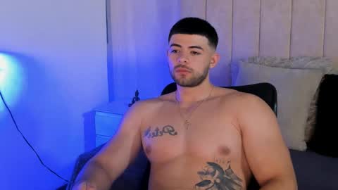 Snapshot of peter_jackson1 chatting on December 2024 11:51:01 PM peter jackson1 online show from December 2024 11:51:01 PM