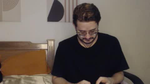 Snapshot of peter_x_annaud chatting on November 2025 10:50:02 AM FELIPE online show from November 2025 10:50:02 AM