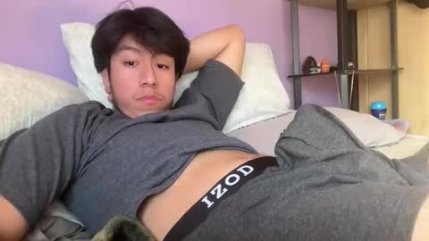 peterbernabe9705 online show from December 2025 10:52:01 PM