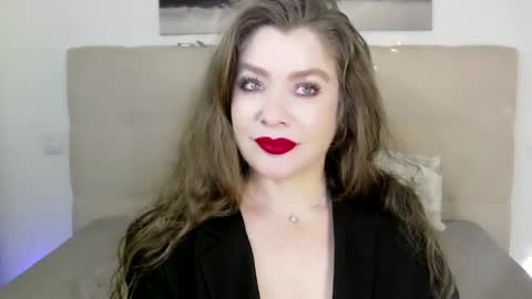 Peters Emily online show from January 2025 08:19:02 PM