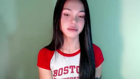 Snapshot of petite_angelx chatting on October 2025 12:58:01 AM angel online show from October 2025 12:58:01 AM