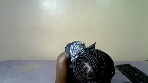 Bunny online show from March 2026 06:18:02 PM