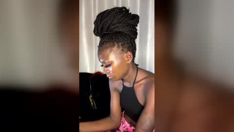Snapshot of petite_divah254 chatting on February 2026 08:54:01 PM petite_divah254 online show from February 2026 08:54:01 PM