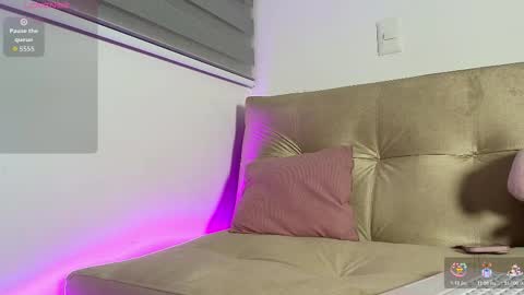 Snapshot of petite_marie_ chatting on March 2026 03:10:01 AM petite_marie_ online show from March 2026 03:10:01 AM