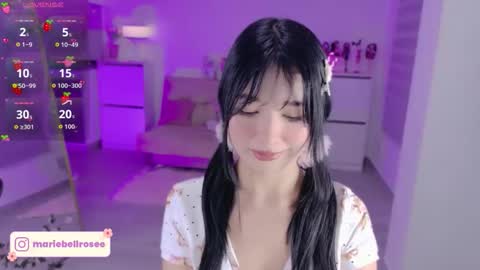 petite_marie_ online show from April 2026 11:54:02 PM