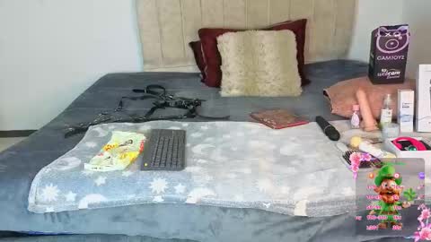 Snapshot of petite_pepper18 chatting on March 2026 12:41:02 PM petite_pepper18 online show from March 2026 12:41:02 PM