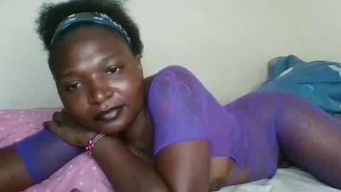 petite_shan online show from February 2026 07:09:02 PM