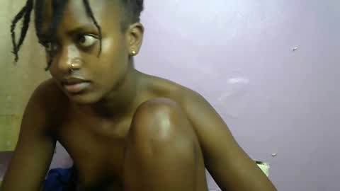 petite_star2 online show from October 2025 10:25:01 AM