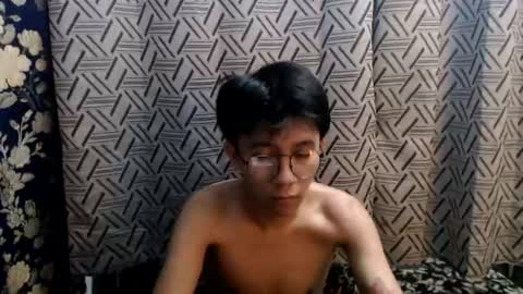 Snapshot of petiteasian_boy chatting on July 2026 02:53:01 AM cute vir online show from July 2026 02:53:01 AM