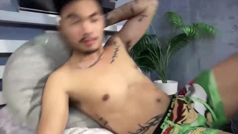 Snapshot of petiteasianx chatting on December 2025 04:13:02 PM Vrin online show from December 2025 04:13:02 PM