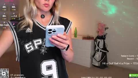 PiperAvery online show from June 2026 02:20:01 AM