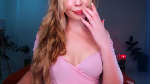 Snapshot of petitefleurx chatting on January 2025 06:33:02 AM petitefleurx online show from January 2025 06:33:02 AM