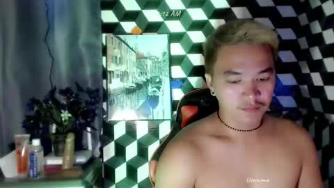 Snapshot of petitehugecockxnxxx chatting on October 2025 02:12:02 AM Call me jake online show from October 2025 02:12:02 AM