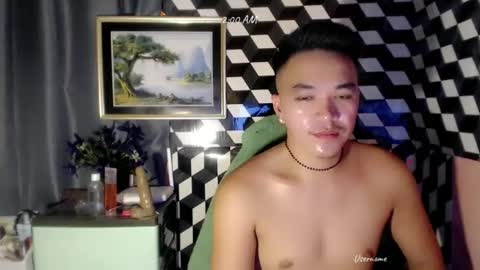 Snapshot of petitehugecockxnxxx chatting on November 2025 05:59:01 PM Call me jake online show from November 2025 05:59:01 PM