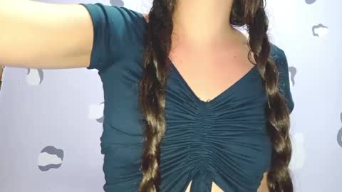 danna online show from December 2024 06:32:01 AM