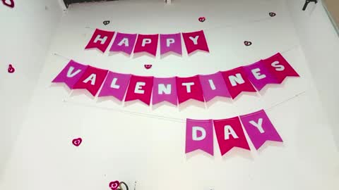 danna online show from February 2025 05:01:01 AM