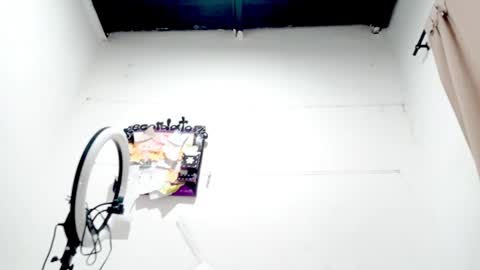 danna online show from October 2025 08:43:01 AM