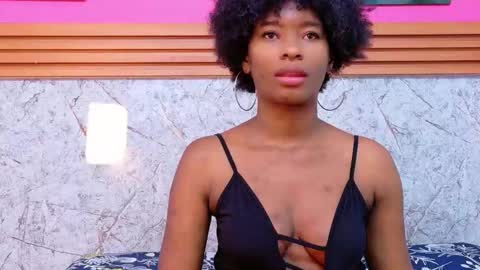 little sharon online show from December 2025 07:40:02 PM