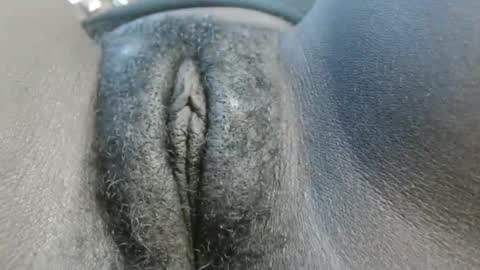 Snapshot of petiteme1 chatting on January 2025 01:18:02 AM petiteme1 online show from January 2025 01:18:02 AM