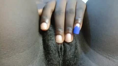 Snapshot of petiteme1 chatting on January 2025 05:20:01 PM petiteme1 online show from January 2025 05:20:01 PM