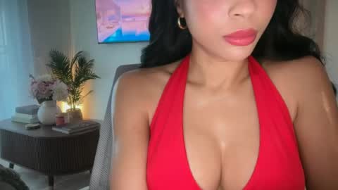 Snapshot of petiteprincess659846 chatting on June 2026 12:26:01 AM PetitePrincess online show from June 2026 12:26:01 AM