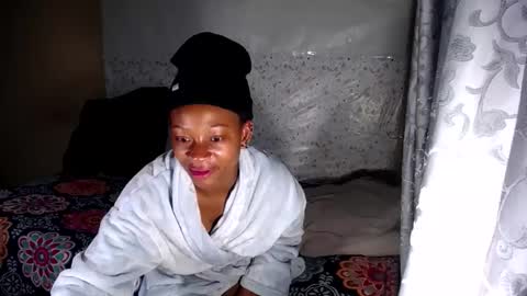 petitesammy online show from April 2026 06:16:01 PM