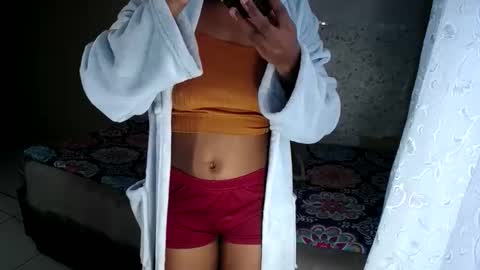 petitesammy online show from April 2026 09:59:02 AM