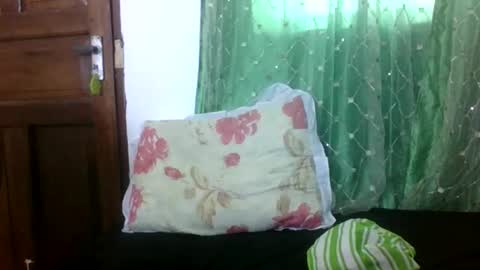 Snapshot of petitesweetchiq chatting on September 2025 11:22:02 AM petitesweetchiq online show from September 2025 11:22:02 AM