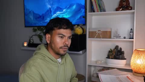 Snapshot of pettercat chatting on October 2025 01:28:01 AM Pettercat online show from October 2025 01:28:01 AM