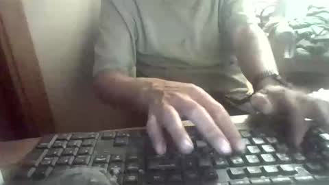 Snapshot of peyo873996 chatting on April 2026 07:26:01 PM peyo873996 online show from April 2026 07:26:01 PM