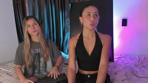 Peyton   online show from April 2026 02:49:01 AM