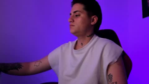 Snapshot of peytonbox chatting on September 2025 11:37:02 AM peytonbox online show from September 2025 11:37:02 AM