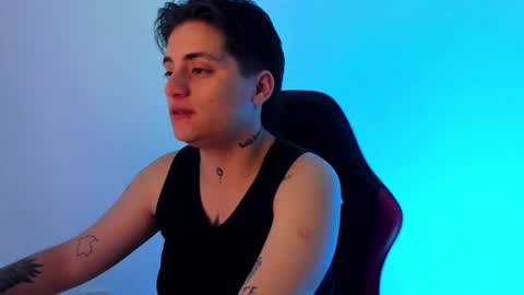 Snapshot of peytonbox chatting on October 2025 12:14:01 PM peytonbox online show from October 2025 12:14:01 PM